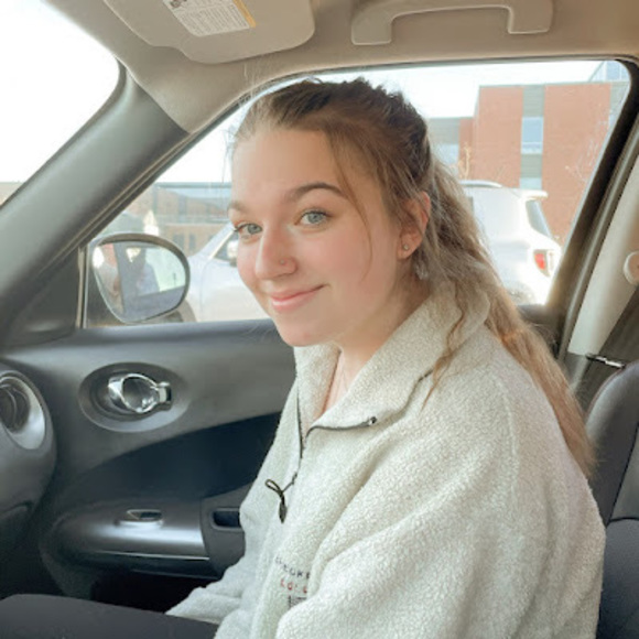 Meet your Posher, Ella - Picture 1 of 1